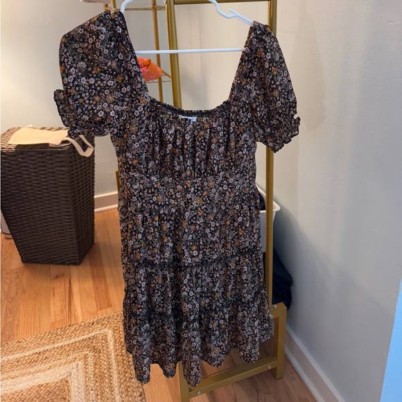 Floral Puff Sleeve Dress - Picture 1 of 2